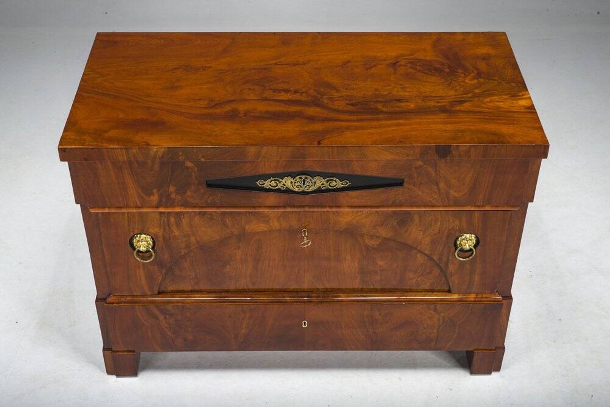 Commodes Biedermeier en acajou du début du XIXe siècle, années 1830