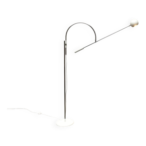 Lampe sur pied modèle - spatiale