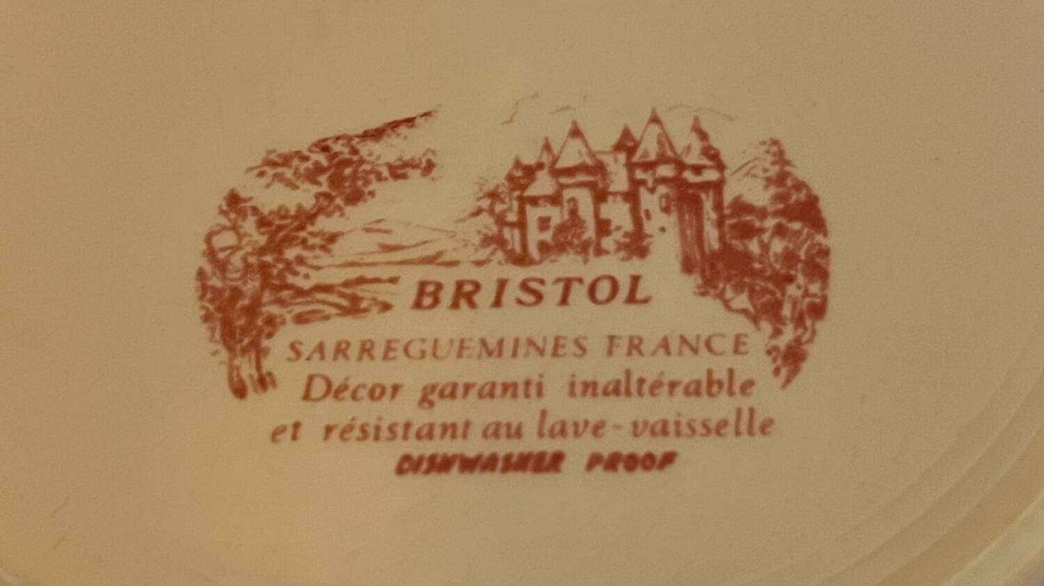 Set of 6 Sarreguemines Bristol flat plates