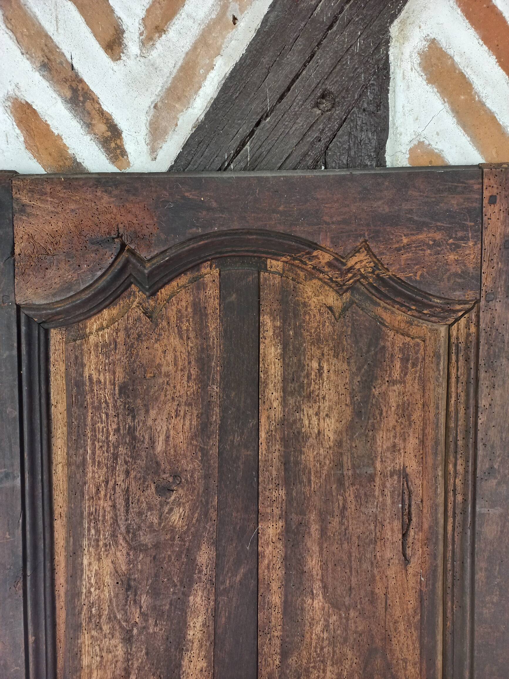 Old Louis XV wardrobe door jumika