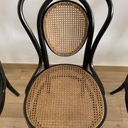 Série de 8 chaises viennoises N.33 de J&J Kohn, 1900
