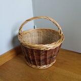 Two-tone wicker basket