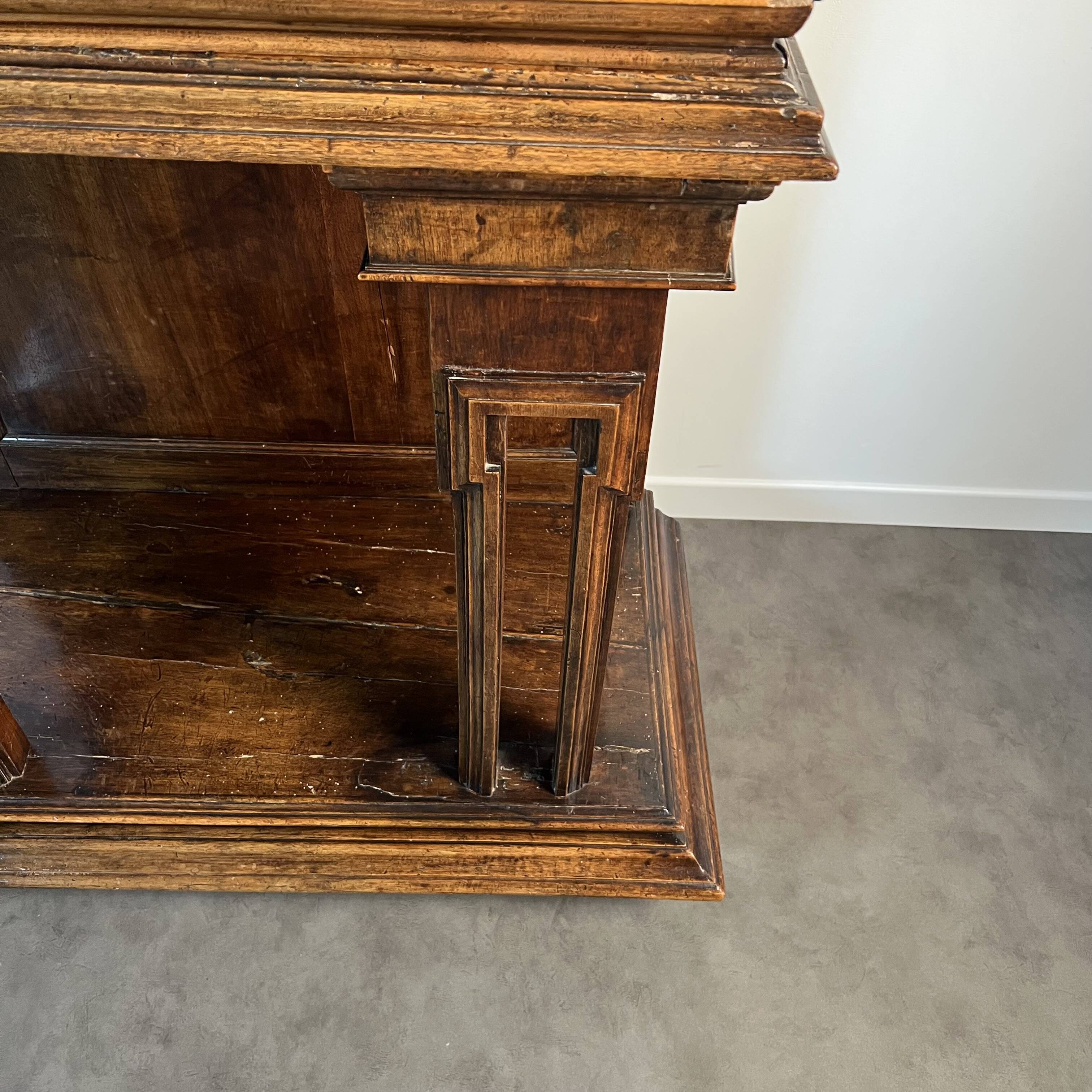 Credenza, carved walnut cabinet from the 17th century Renaissance.