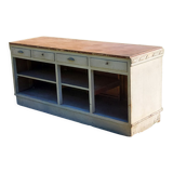 Grocery counter from the 30s