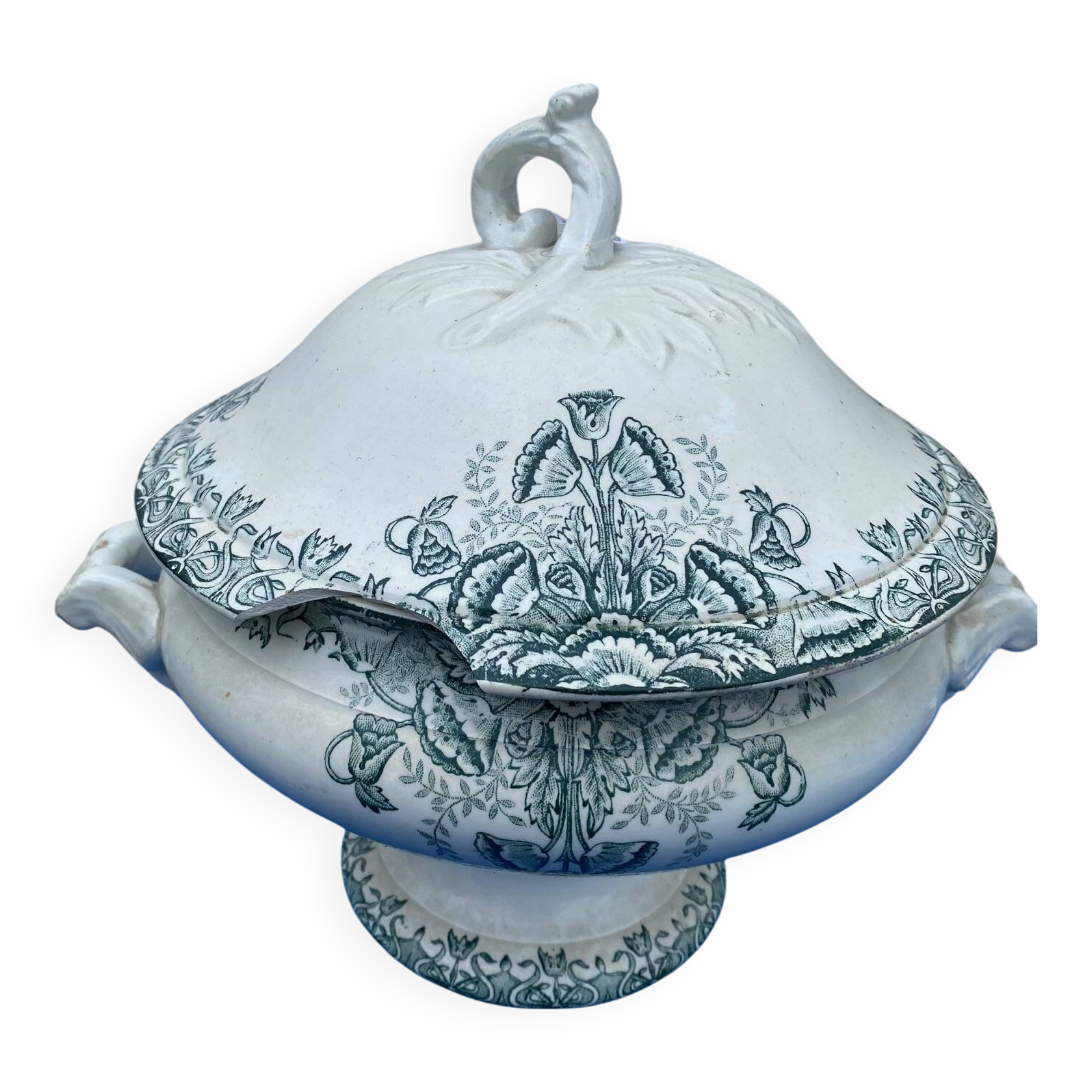 Soupière ancienne en faïence de St Amand décor floral Lebacqz Bouchard