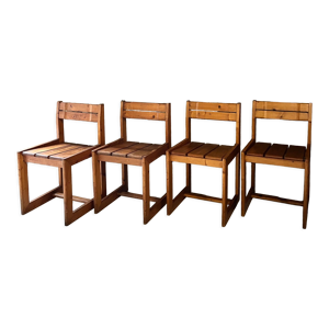Suite de 4 chaises en pin par André