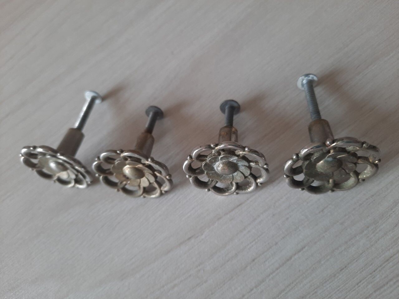 Drawer button handles