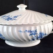 Soupière en porcelaine de Limoges  Haviland