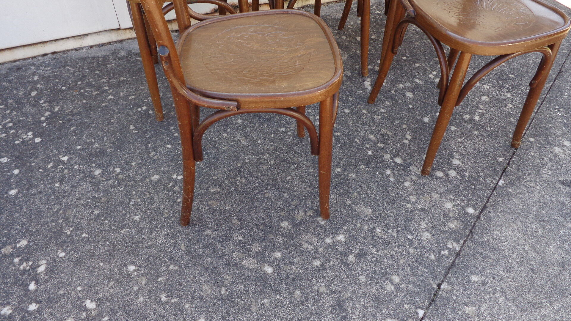 Set of 5 bistro chairs