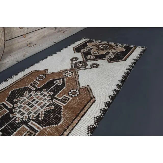 1970s Vintage Turkish Oushak Diamond Wool Runner 91x313