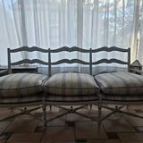 Provençal farmhouse-style salon