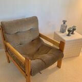 70-year-old Scandinavian velvet and solid pine