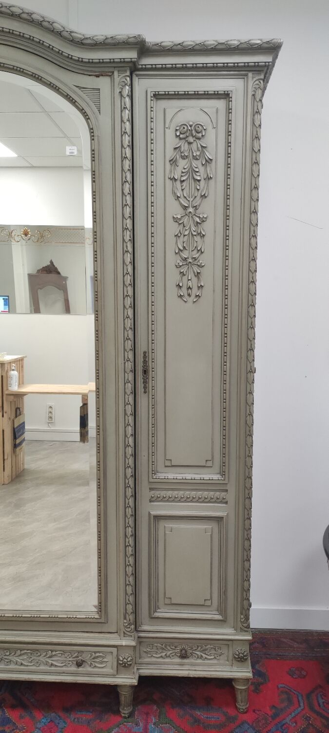 Wardrobe 3 doors, 3 drawers Louis XVI style patinated