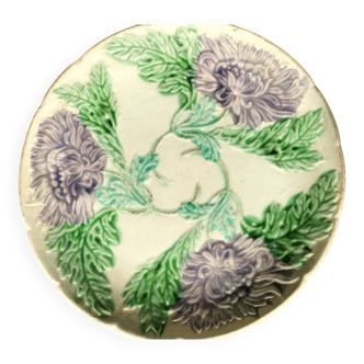 Assiette en barbotine Onnaing