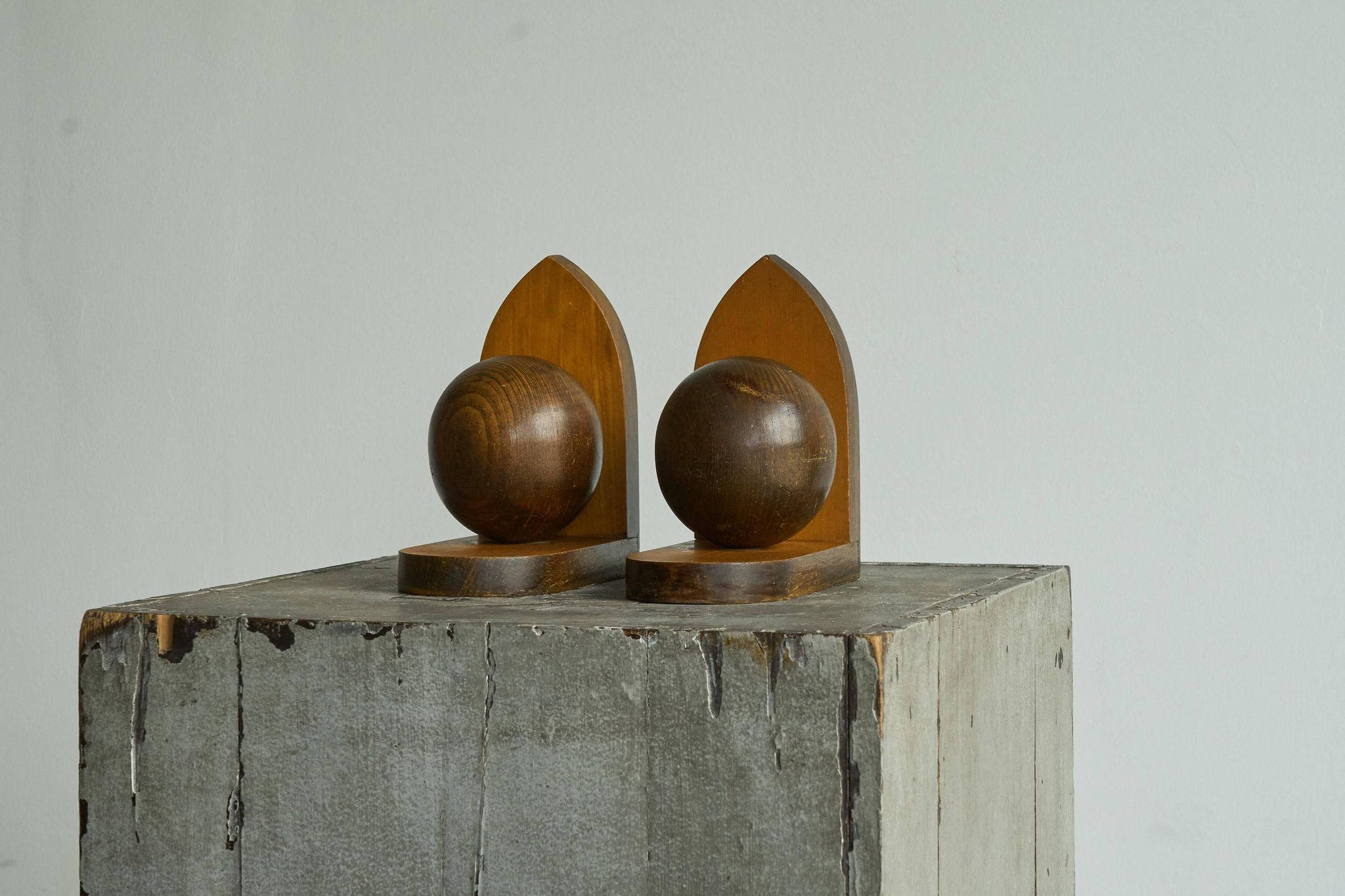 Art Deco wooden bookends from the 1930s.