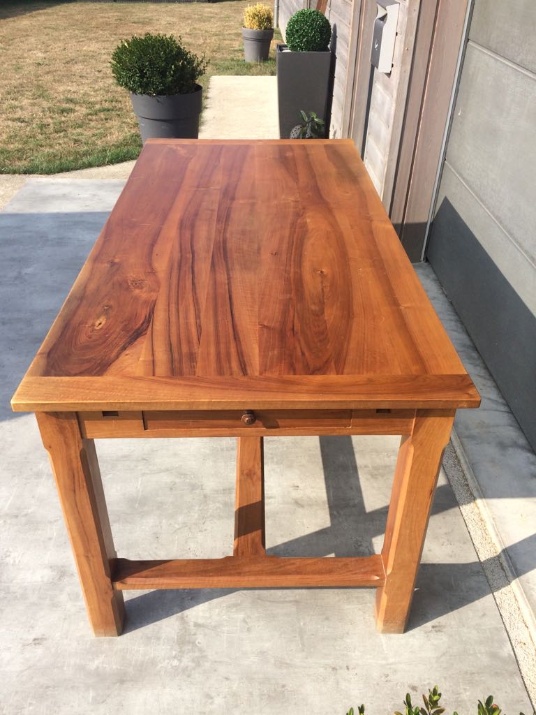 Stretchy farm table Walnut 1969