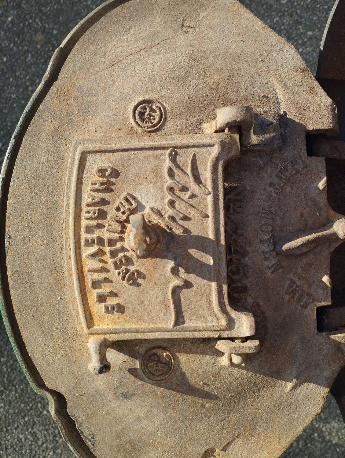 Lilyver Deville cast iron wood stove