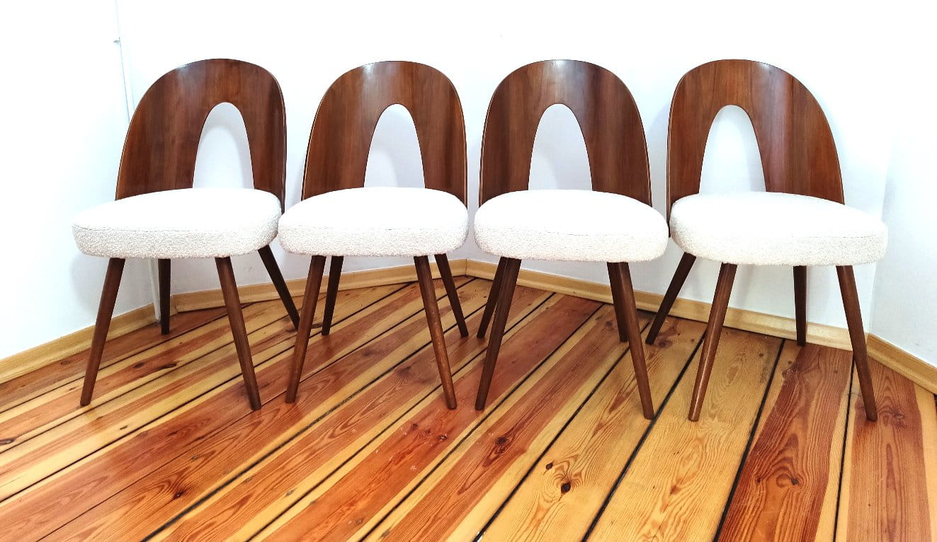 Ensemble de quatre chaises par A. Suman pour Tatra Nabytok, Tchécoslovaquie, années 1960