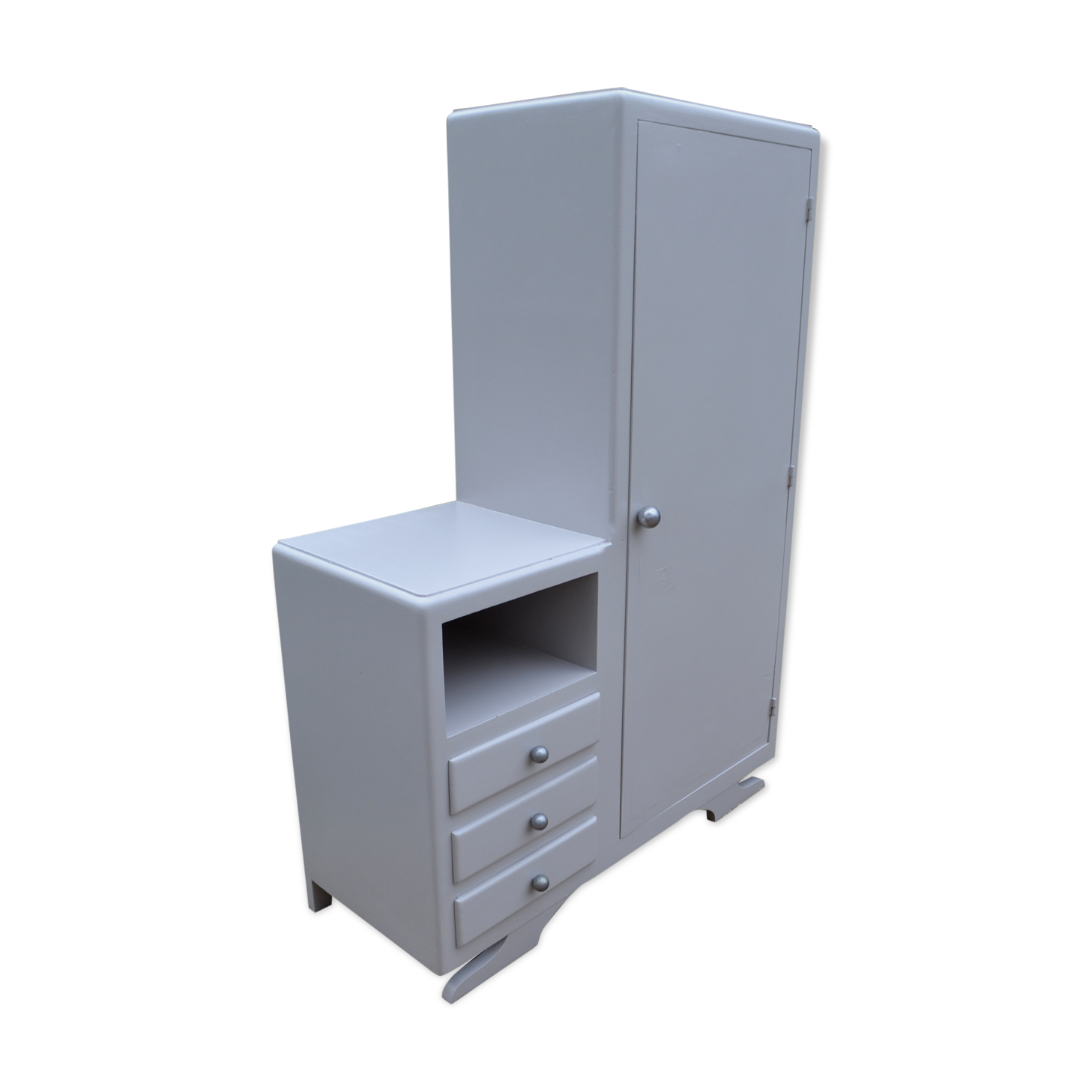 Small wardrobe