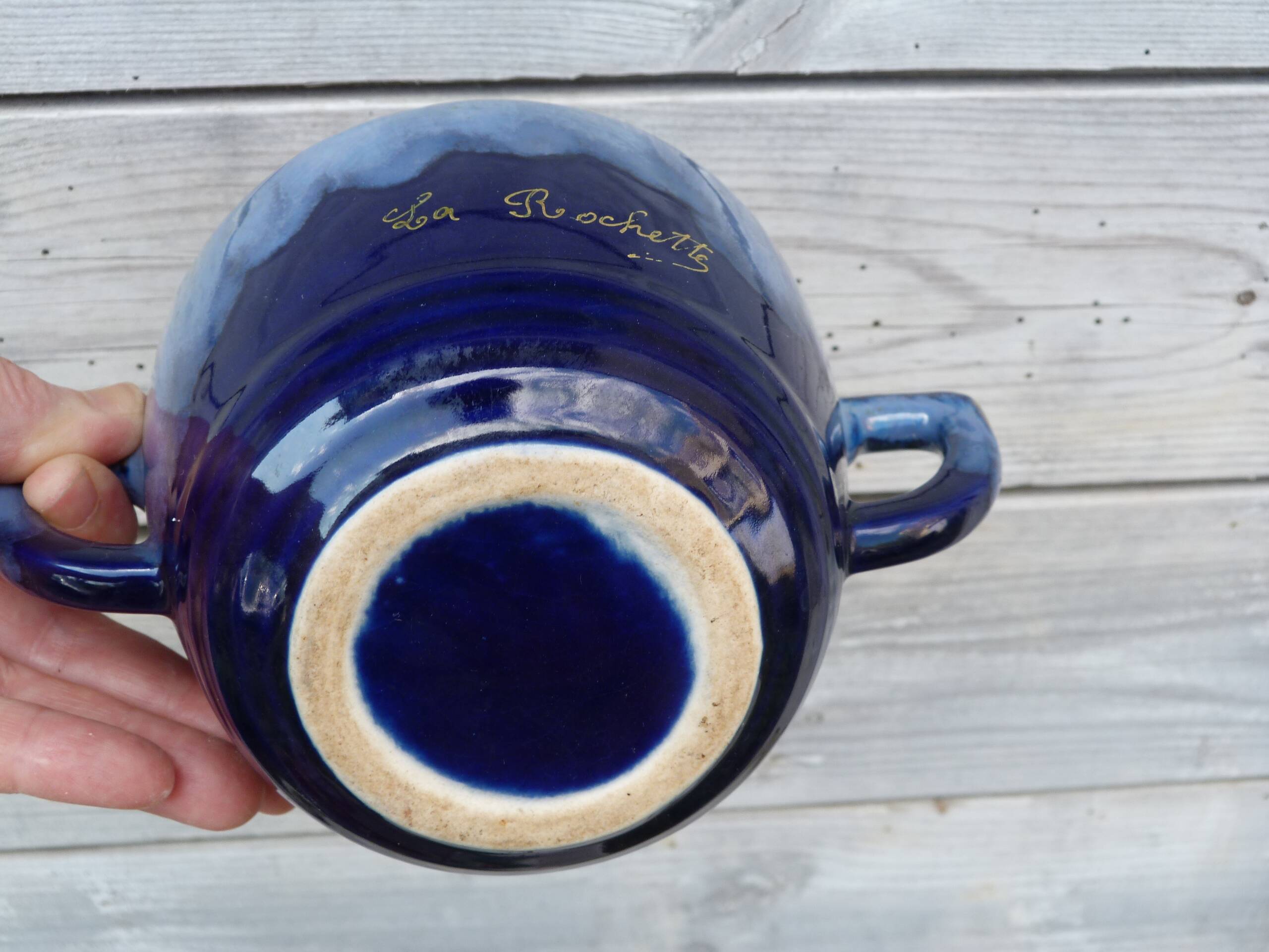 Blue ceramic pot