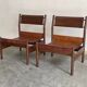 Paire de chaises en cuir