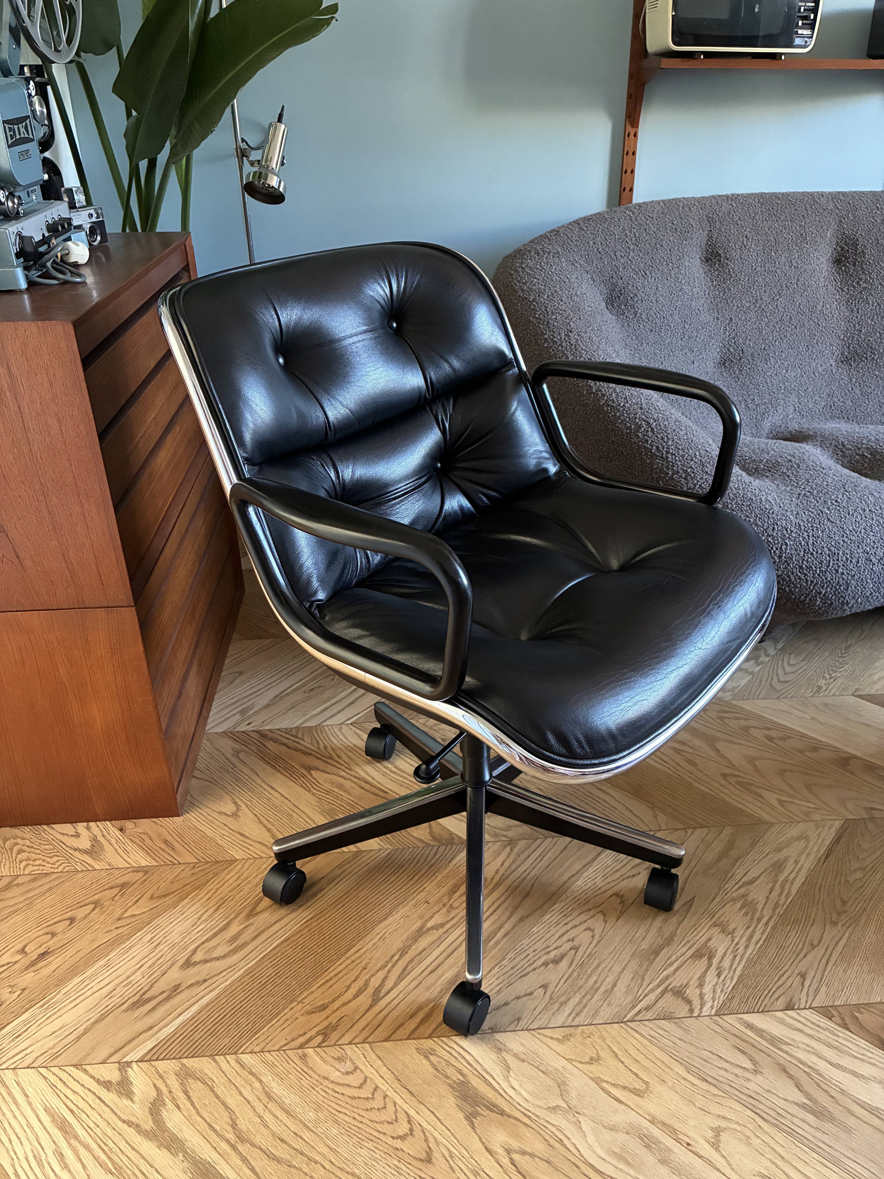 Charles Pollock armchair for Knoll