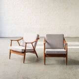 Set of 2 easy chairs by Topform