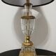 Lampe de chevet en verre ciselé et laiton doré