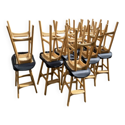 Série de 16 tabourets de bar pin et Skaï design scandinave ?