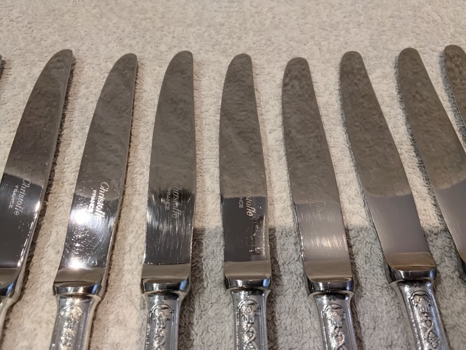 12 silver-plated dessert knives by Christofle Villeroy LXIV