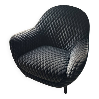 Poliform Mad Queen armchair with two armrests - Upholstered Velvet