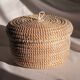 Panier en paille avec couvercle