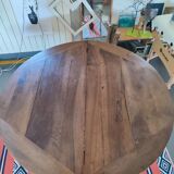 Round or half-moon oak table