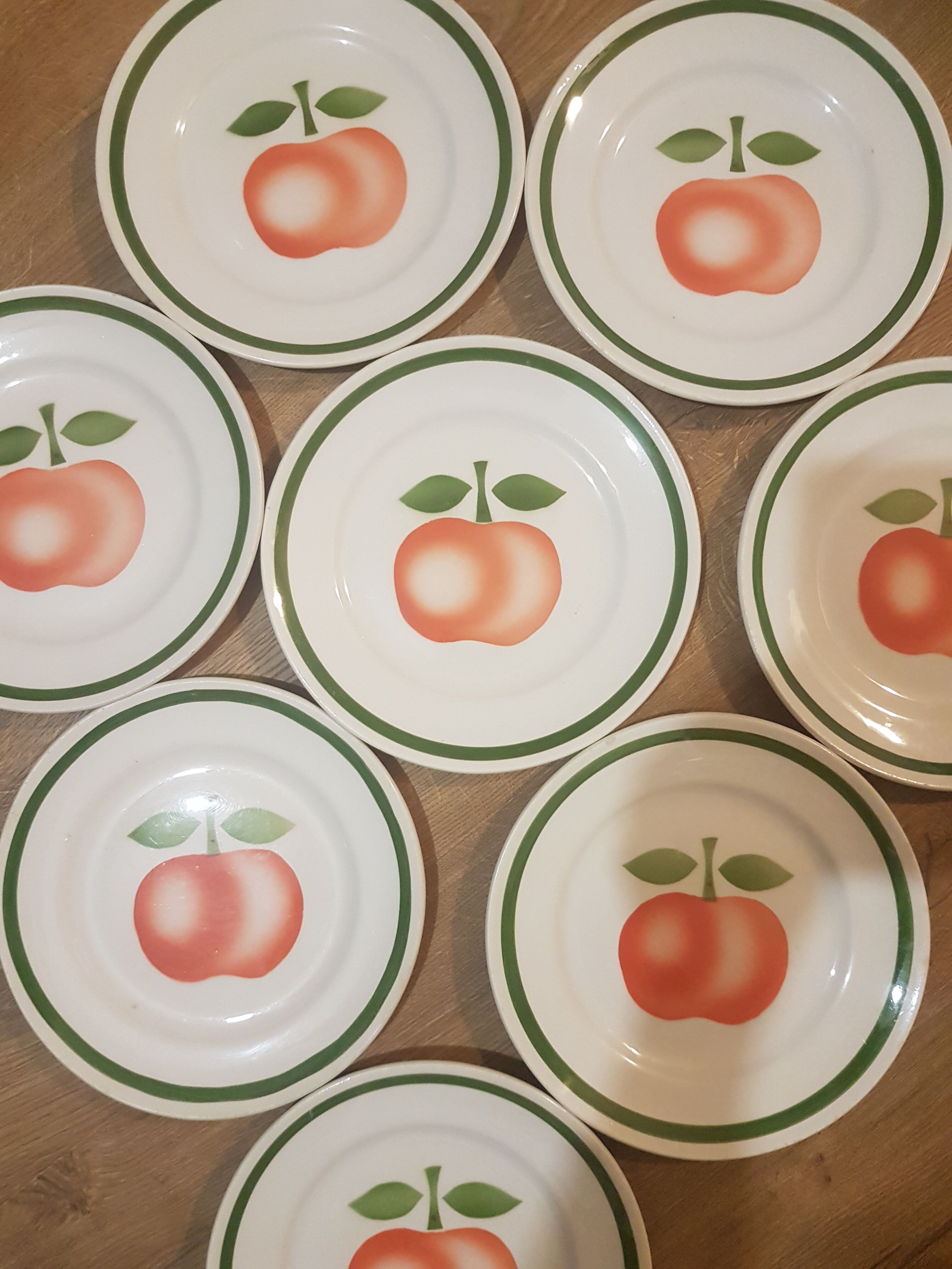 Set of 8 dessert plates wolf mill apple model