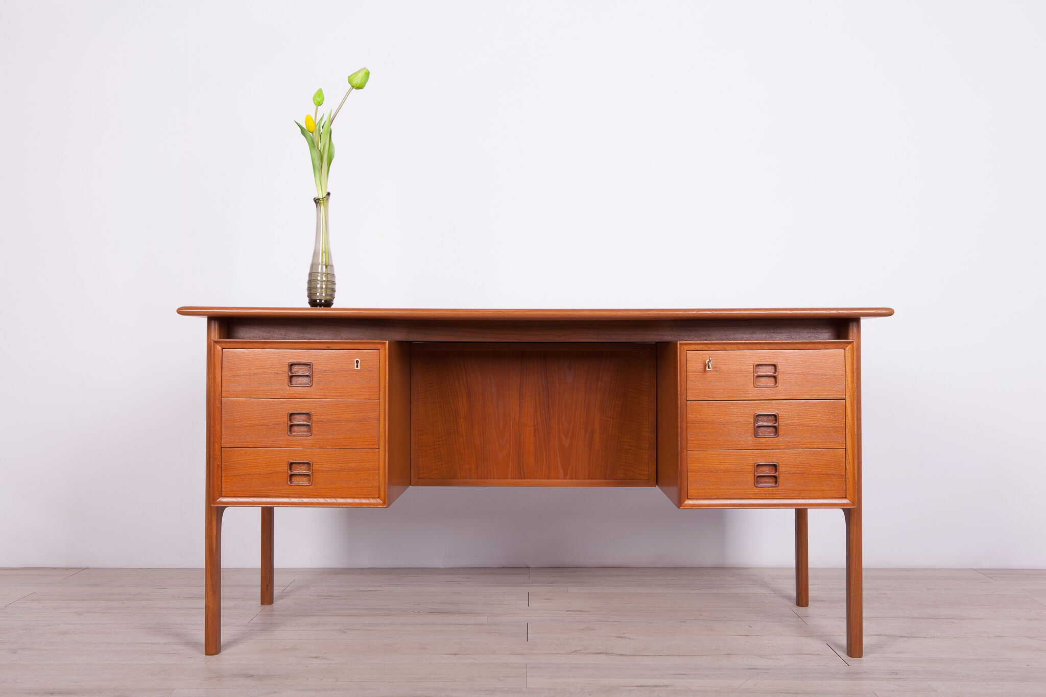 Mid-century danish teak desk by Arne Vodder for Sibast, 1960s