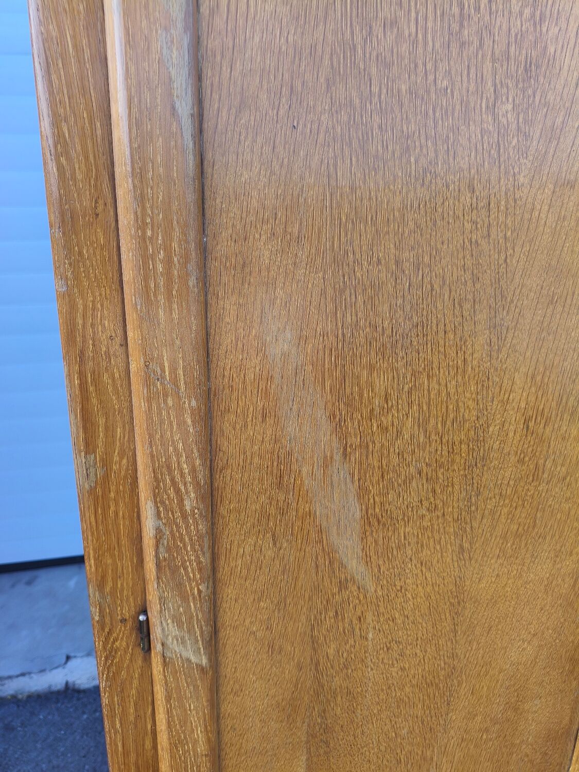 Armoire parisienne vintage