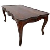 Table basse en cabaret de style louis XV