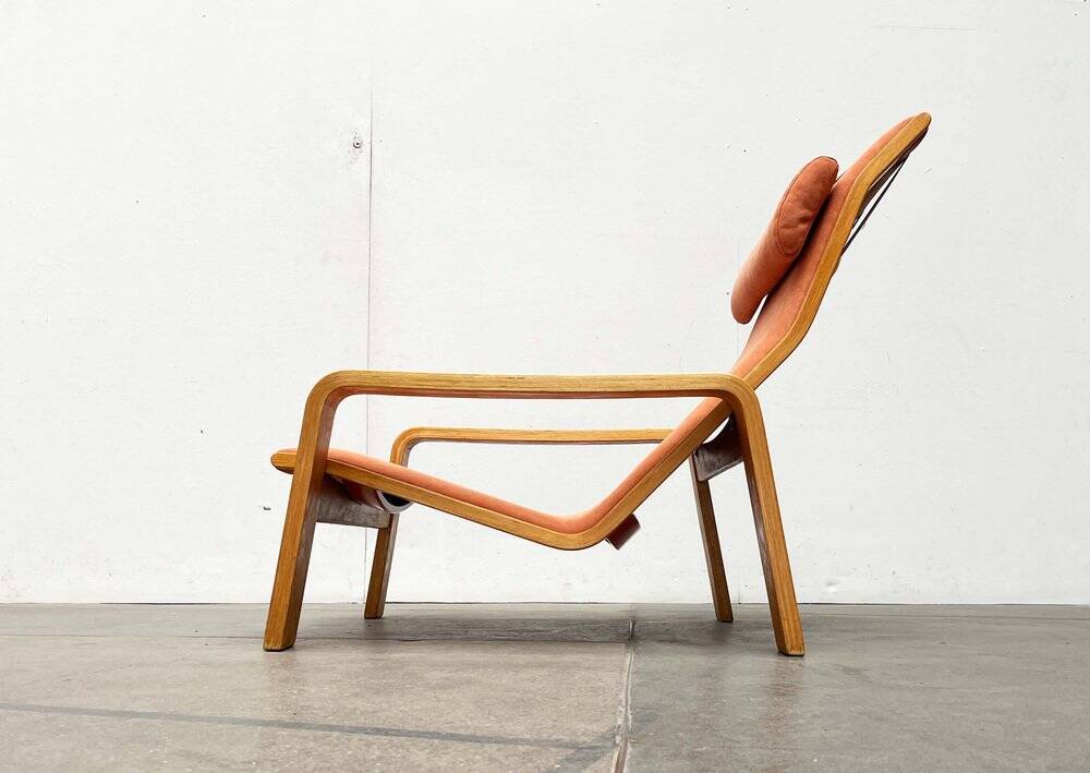 Mid-century modern Pulkka lounge chair by Ilmari Lappalainen for Asko, 1960s.