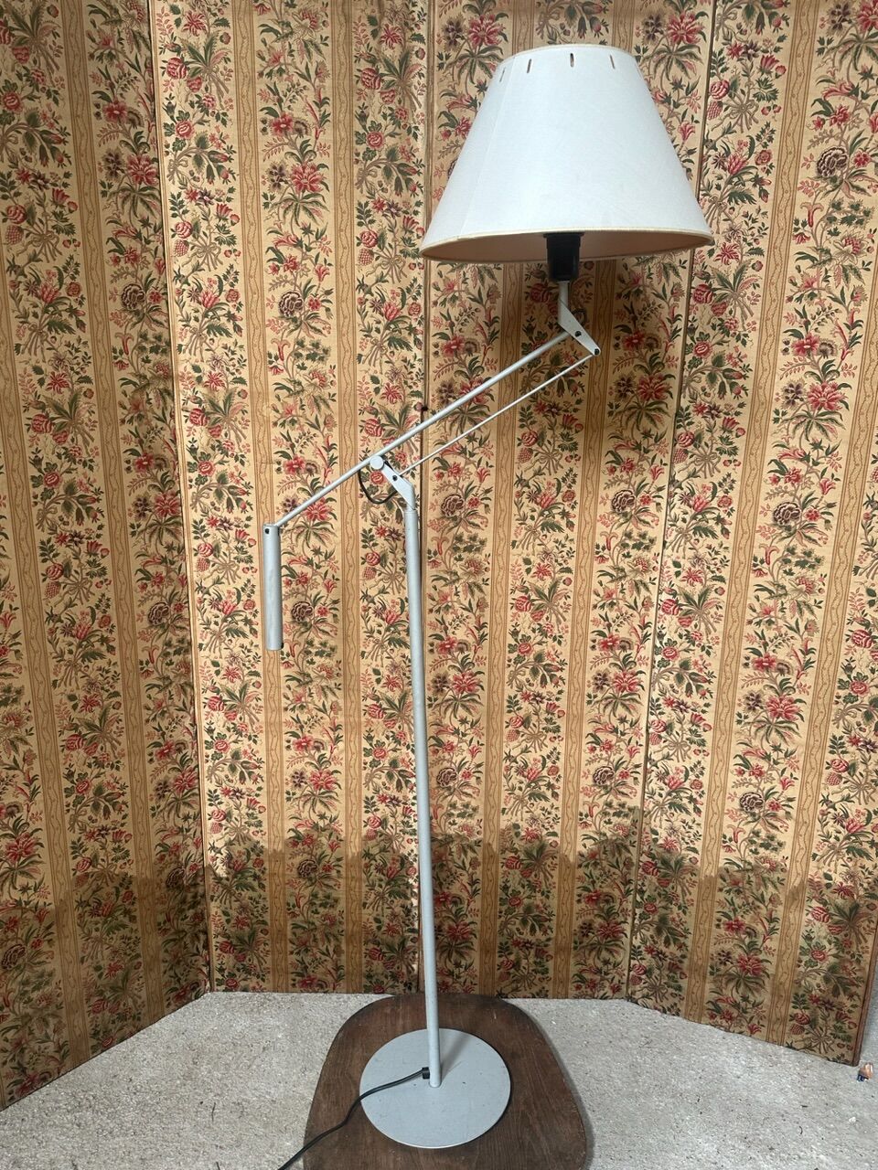 Galilea Pascual Salvador floor lamp for Carpyen