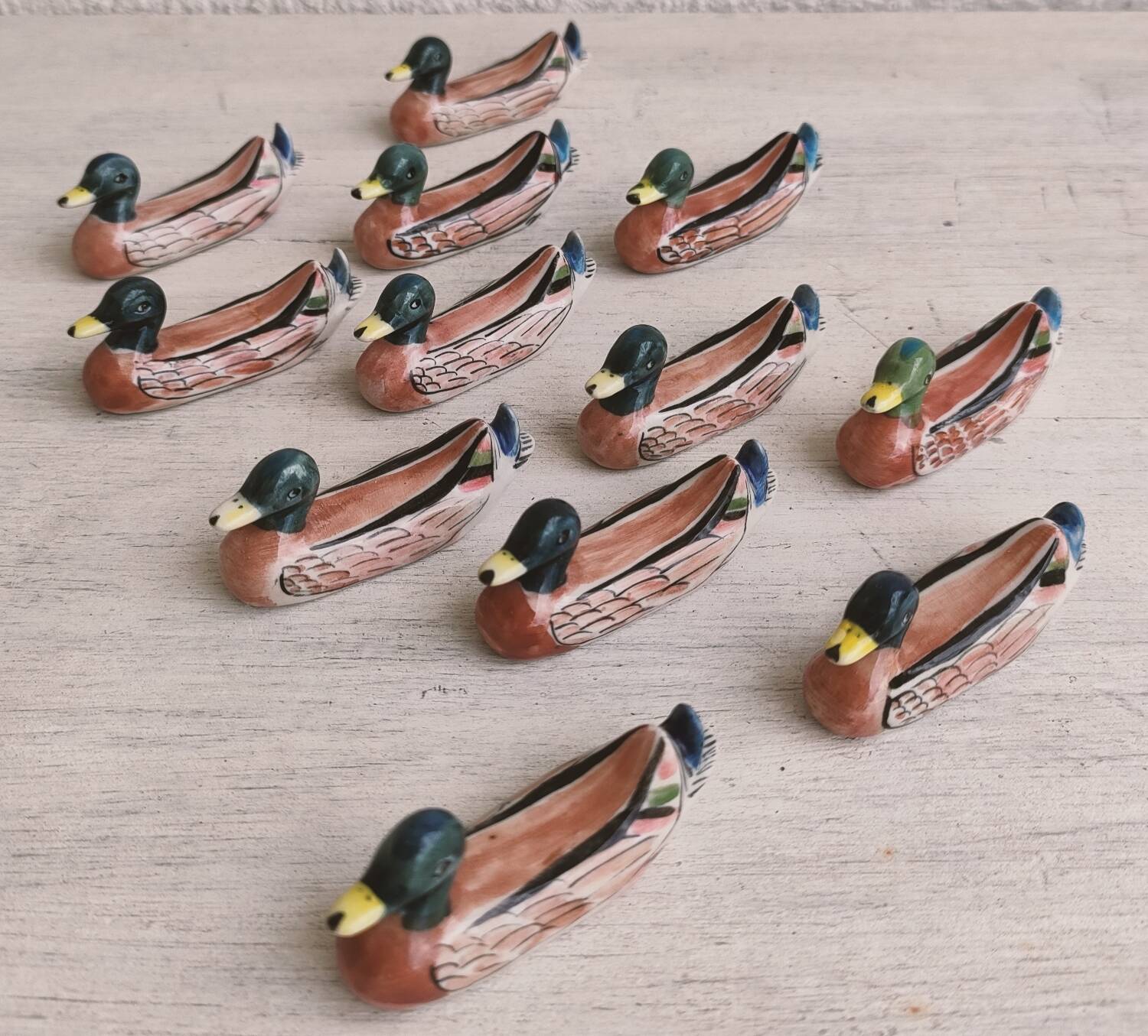 Set of 12 ceramic knife holders