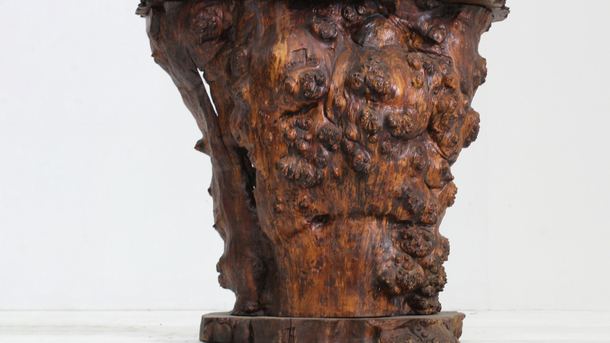 Brutalist tree trunk console bar 1970s