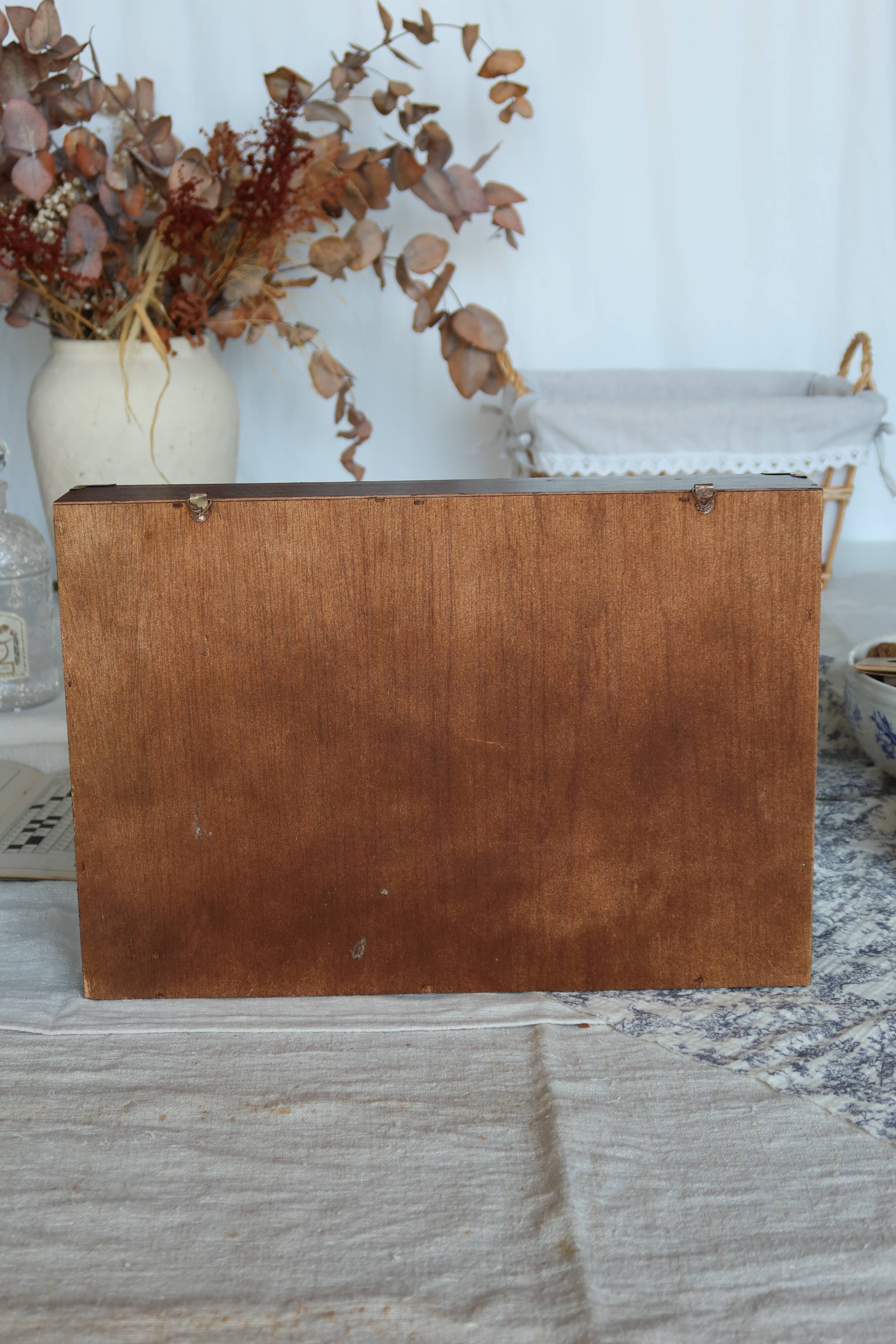 Vintage wall shelf, craft furniture style - Wood and gold metal