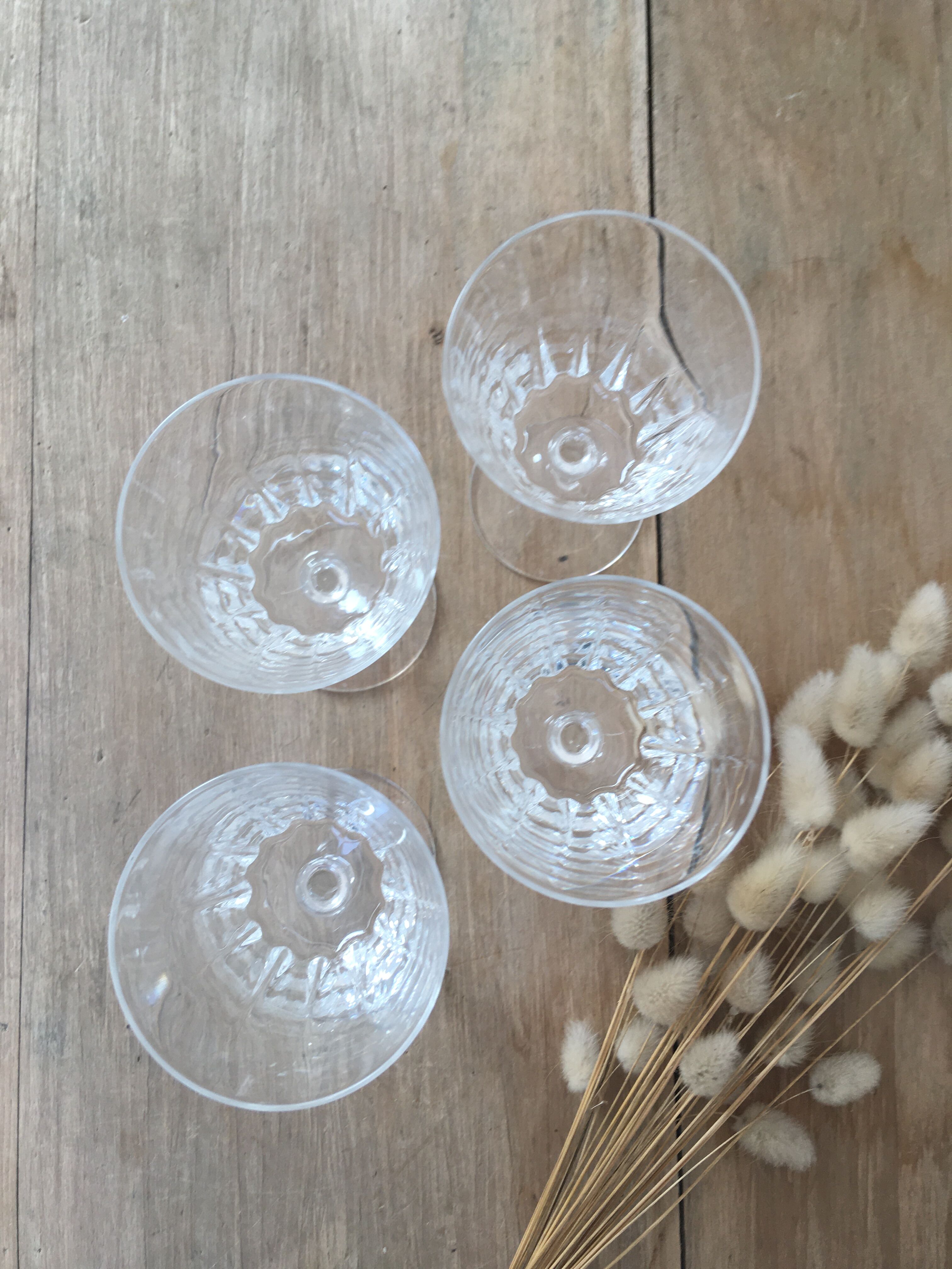 Cristal d'Arques foot glasses model "Versailles"