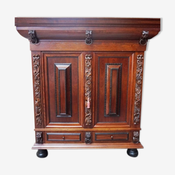 Armoire en chêne