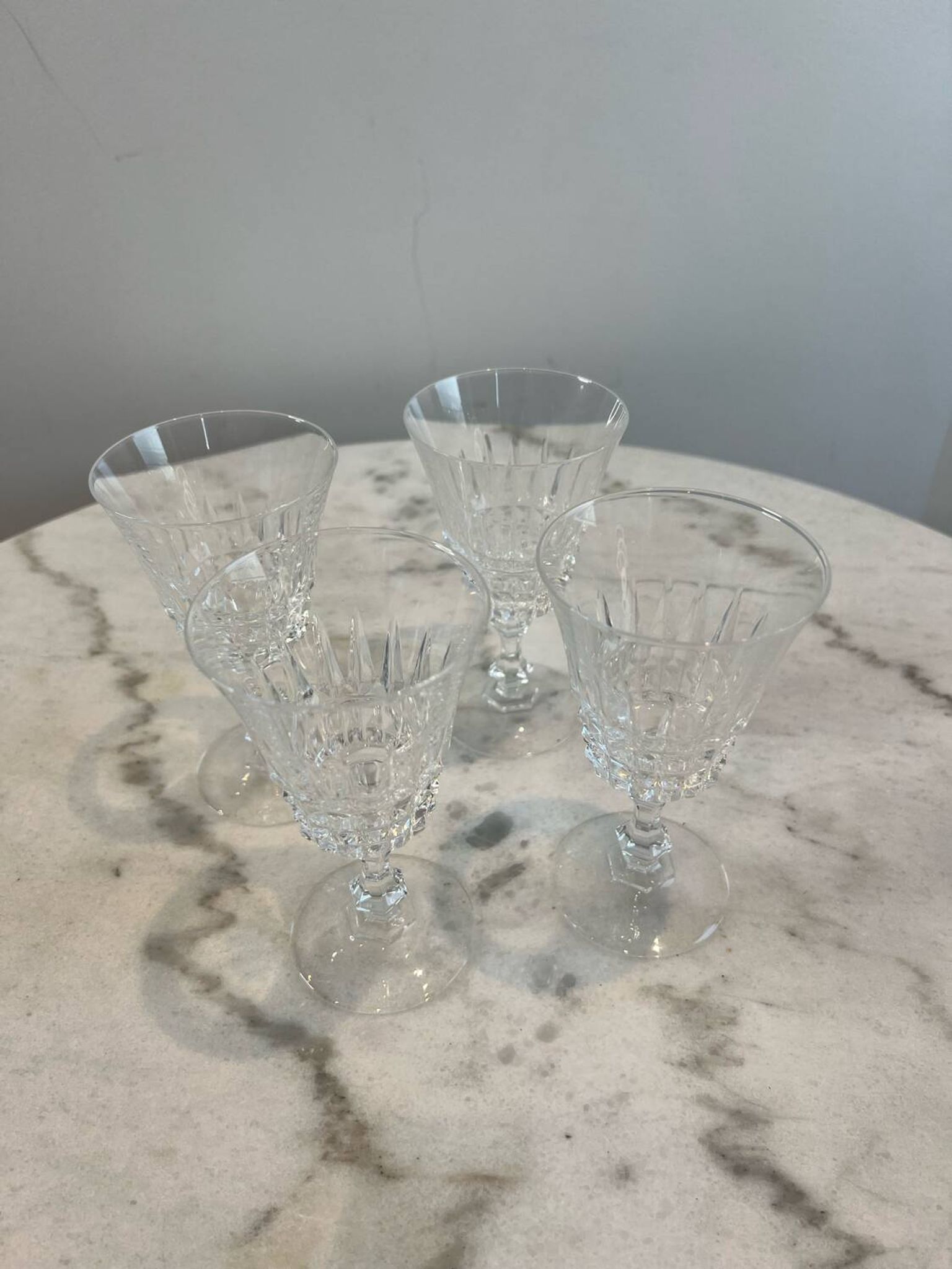 Lot de 4 verre à pied en Cristal