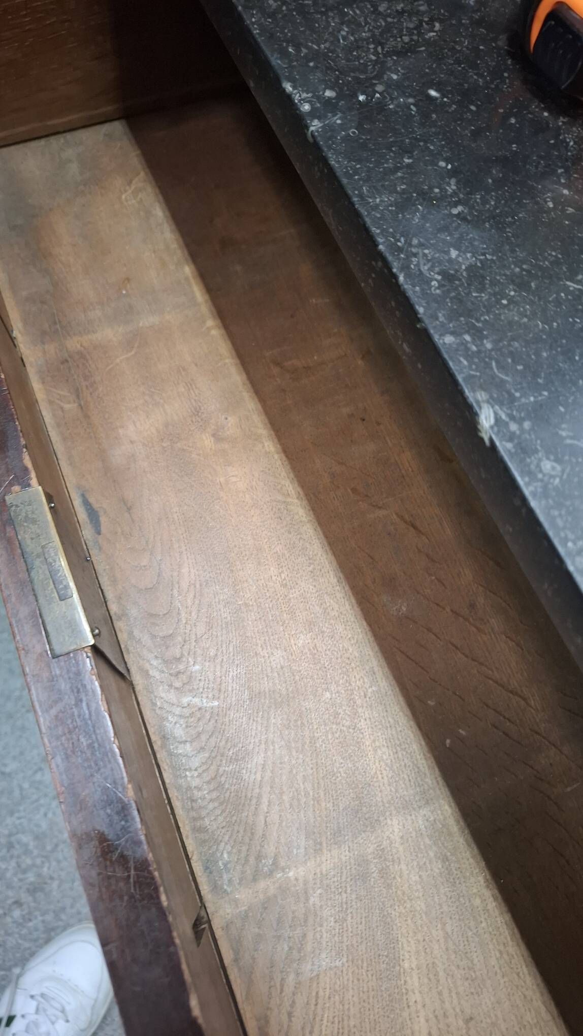 Empire mahogany chest of drawers