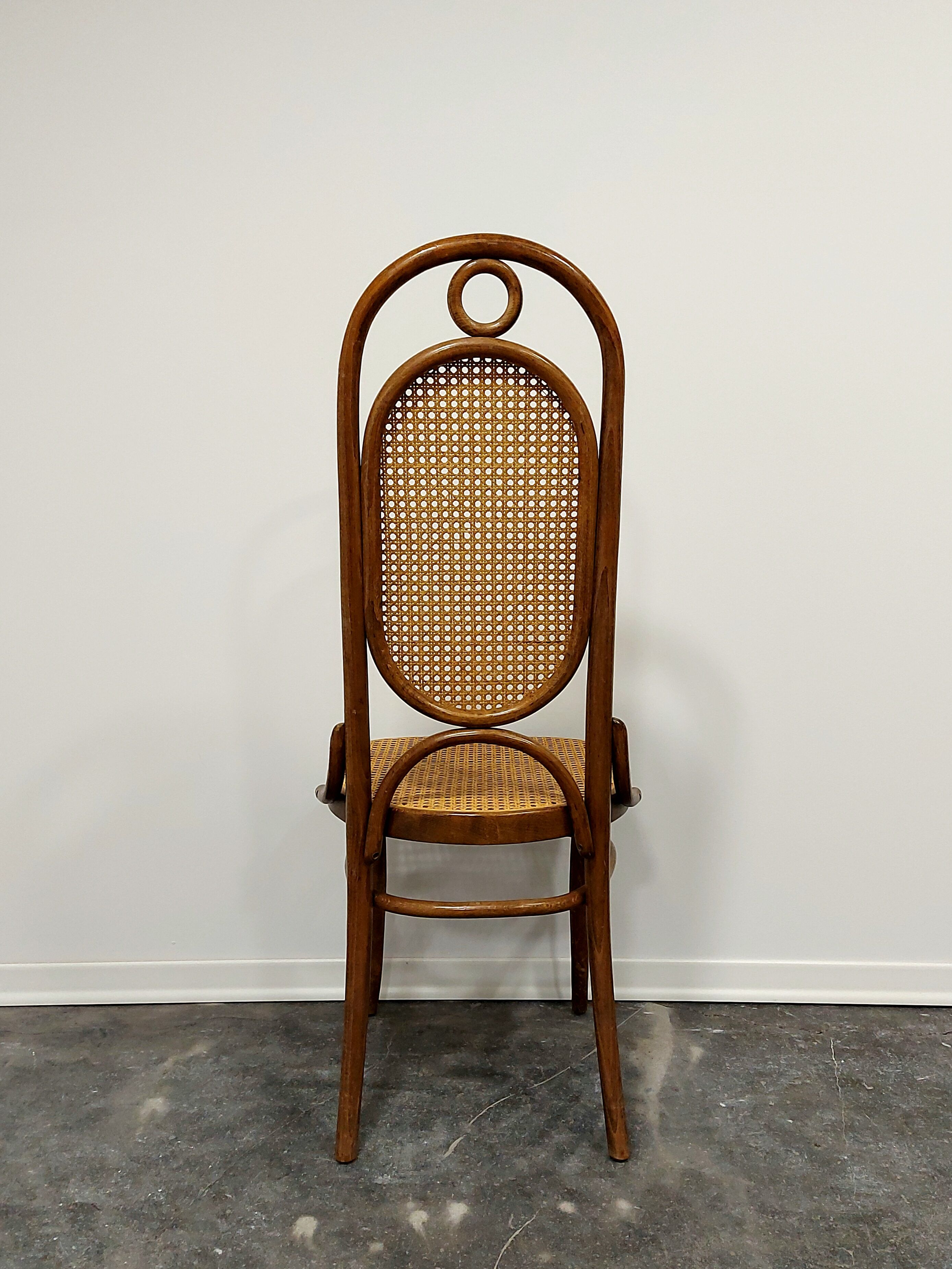 Dining chair, bentwood, m 17, high back