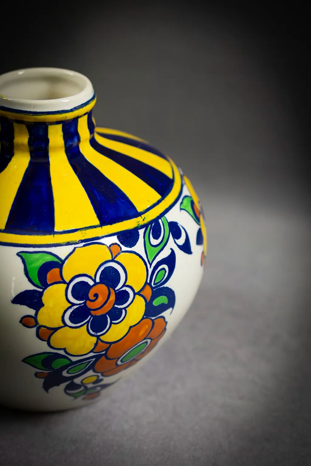 Art Deco vase by Charles Catteau for Boch Frères Keramis (D.1049)