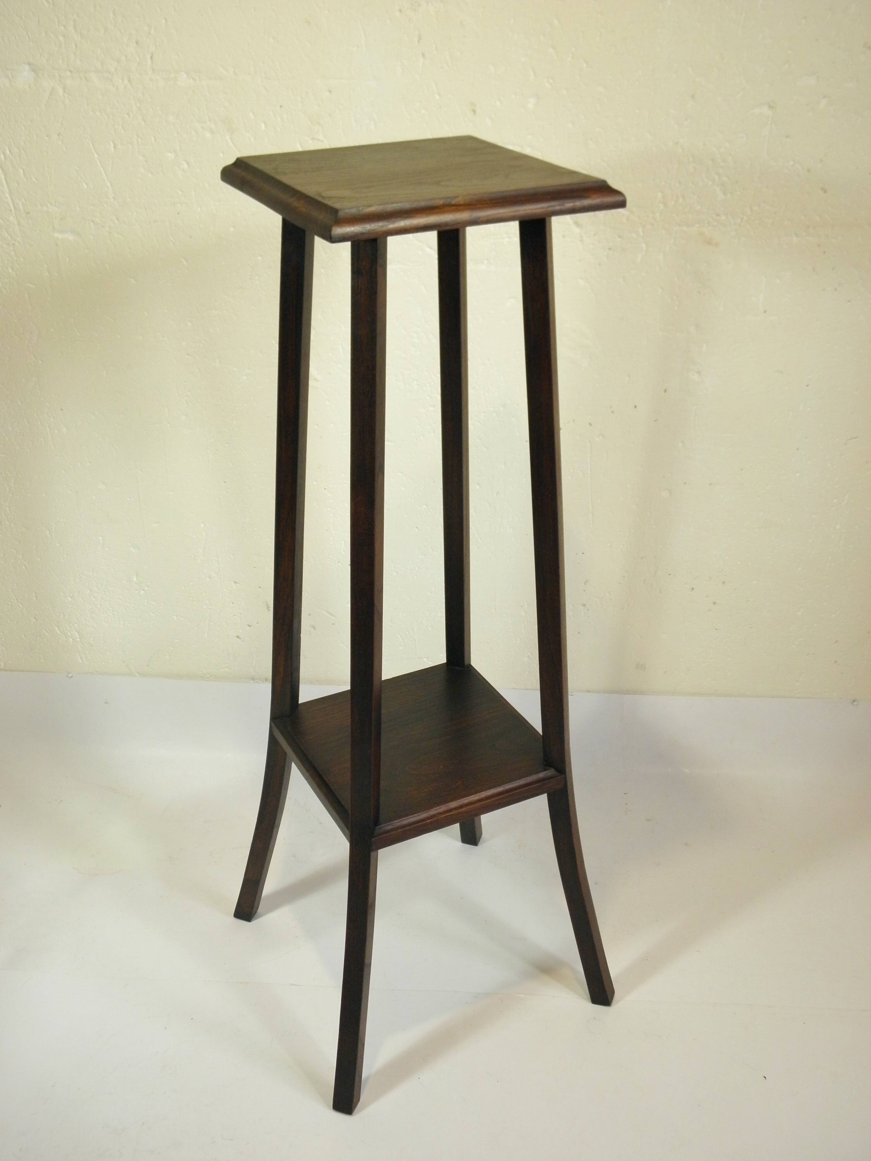 Sellette en bois pieds galbés 88 cm