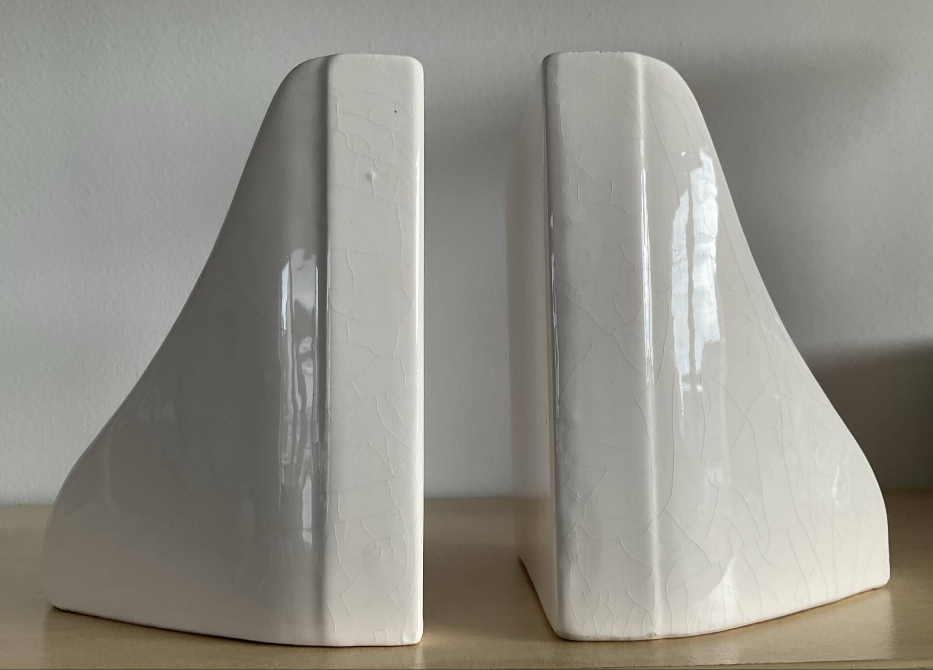 Vintage ceramic bookends pair
